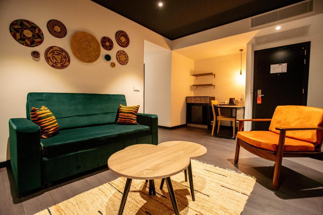 Onomo Hotel Кампала Екстер'єр фото