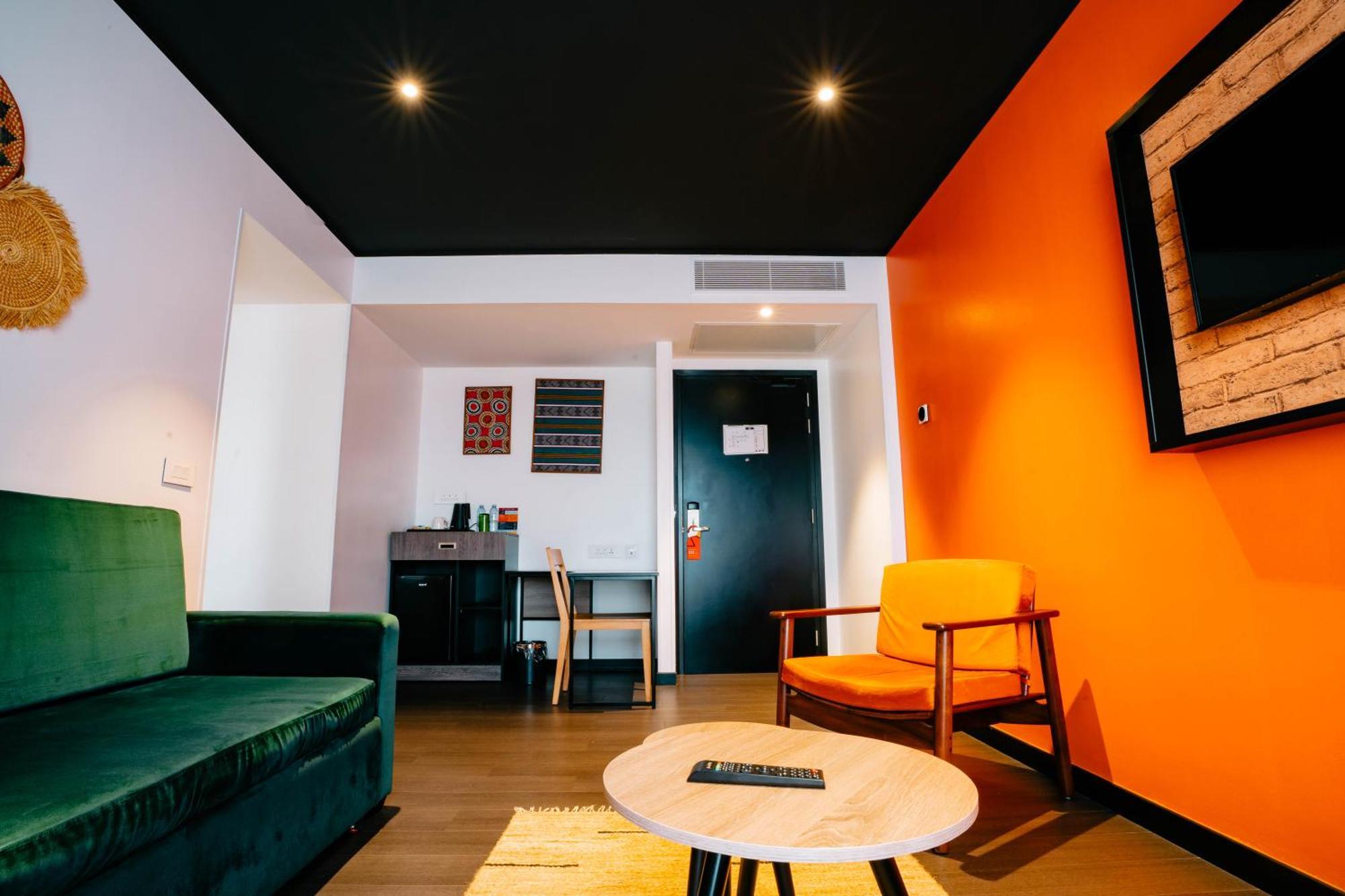 Onomo Hotel Кампала Екстер'єр фото