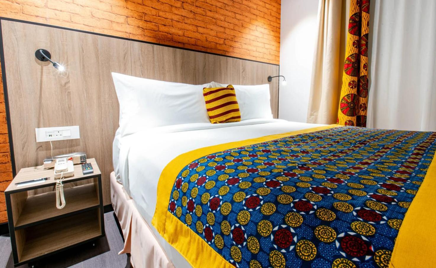 Onomo Hotel Кампала Екстер'єр фото