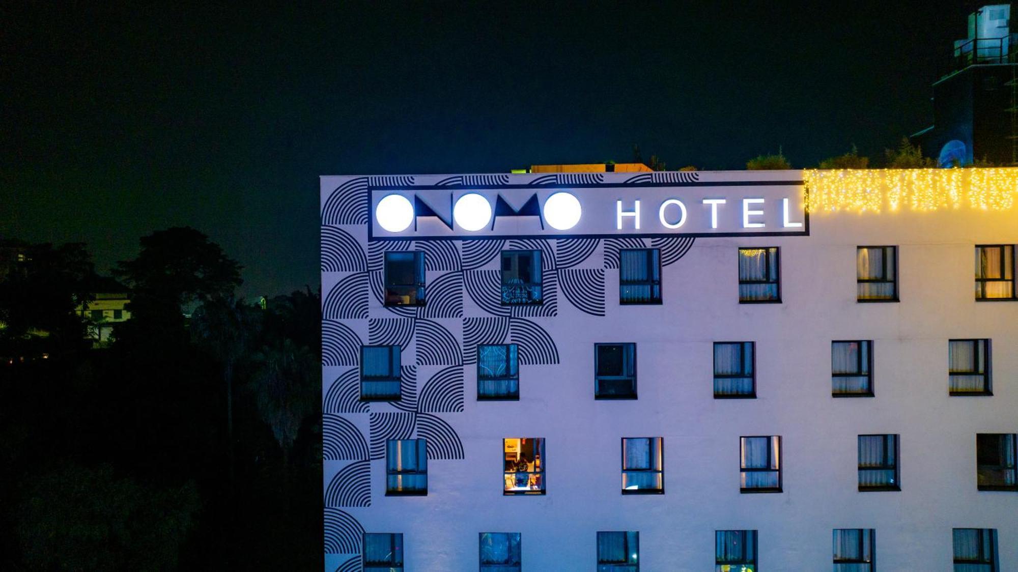Onomo Hotel Кампала Екстер'єр фото